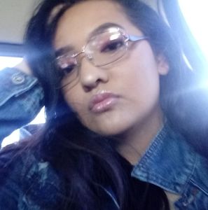 Meet your Posher, Melyssa